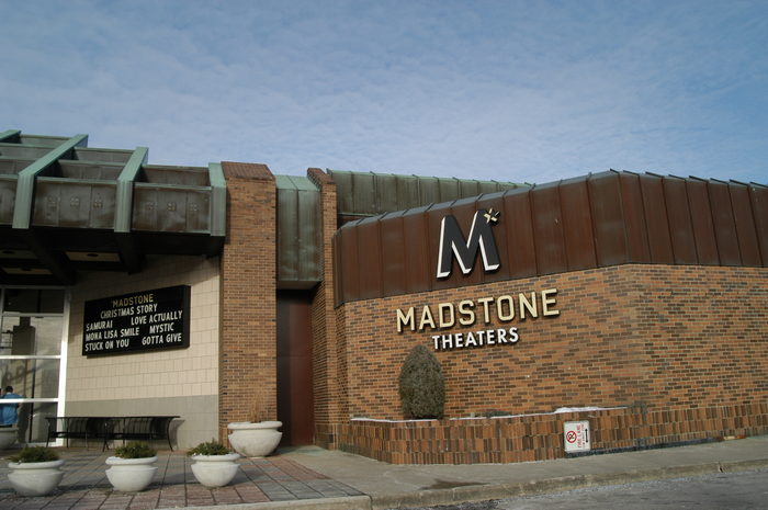 Village 7 Theatres (Briarwood Dollar Movies 4) - Dec 2003 (newer photo)